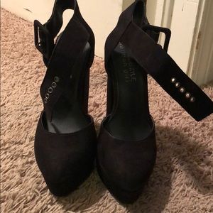 Kendall & Kylie Madden girl black heels